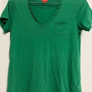 Hi-Line Ladies Pocket T-shirt - Size Medium - Green